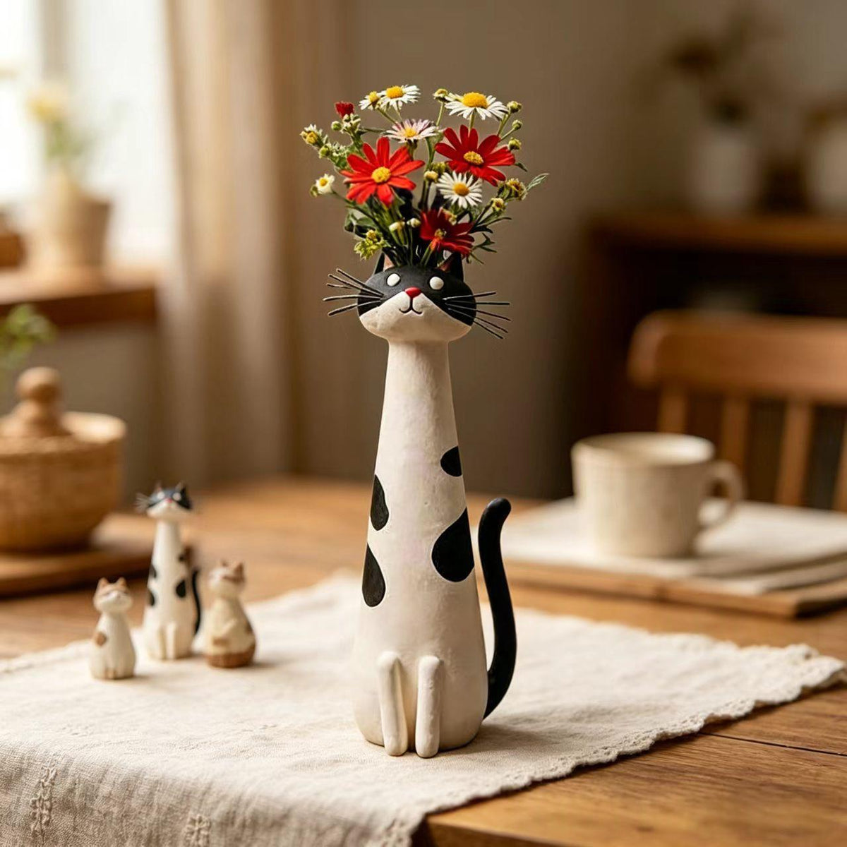 Petit vase chat ou chien en résine